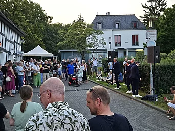 - vergrößerte Darstellung öffnen